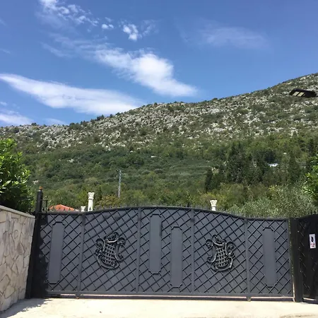 Βίλα Pax Maris *